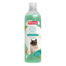 М'який шампунь для котів з Макадамією і Алое вера Beaphar Shampoo Macadamia oil & Aloe, 250 мл