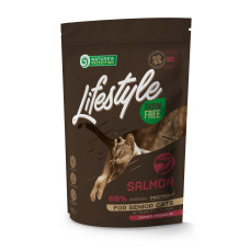 Сухий беззерновий корм Nature's Protection Lifestyle Senior Salmon для літніх котів з лососем, 400 г